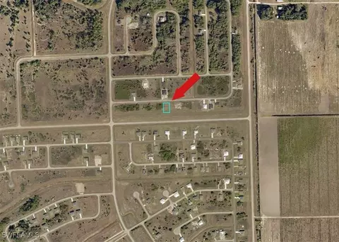 115 Carousel Ave, Labelle, FL 33935 photo 4