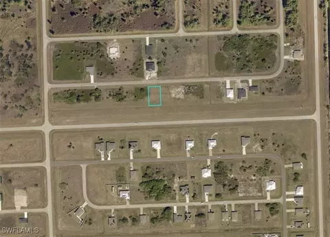 115 Carousel Ave, Labelle, FL 33935 photo 3