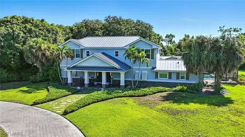 438 Gordonia Rd, Naples, FL 34108