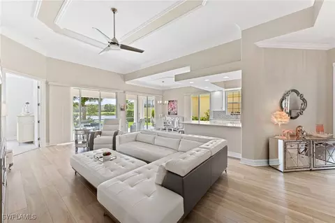 7042 Toscana Ct, Naples, FL 34114