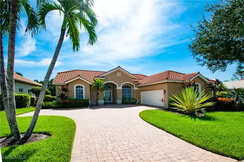 28481 Rochester Ct, Bonita Springs, FL 34135