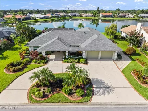 5649 Country Lakes Dr, Sarasota, FL 34243