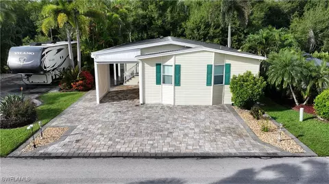 5870 Burrwood Ct, Fort Myers, FL 33905