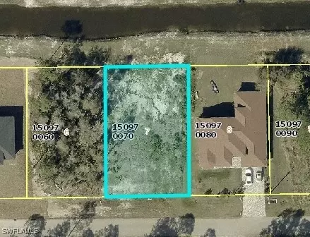 625 Allison St E, Lehigh Acres, FL 33974