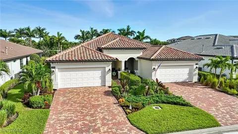 12230 Canal Grande Dr, Fort Myers, FL 33913