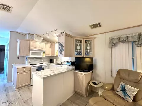 4540 Split Log Ln E, Estero, FL 33928 photo 6