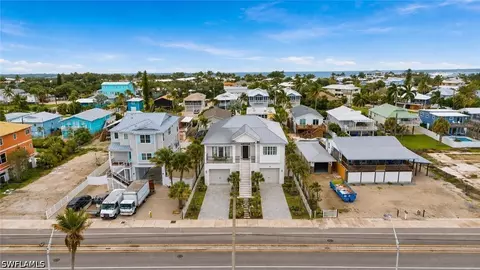 5551 Estero Blvd, Fort Myers Beach, FL 33931