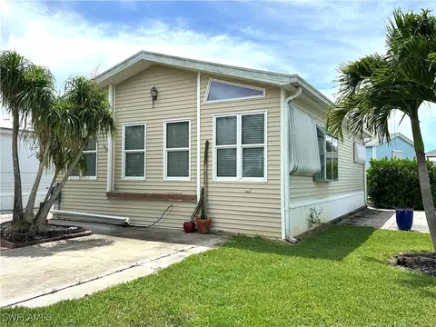 4531 Pilgrims Way E, Estero, FL 33928 photo 2