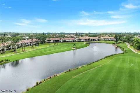5585 Trailwinds Dr #326, Fort Myers, FL 33907