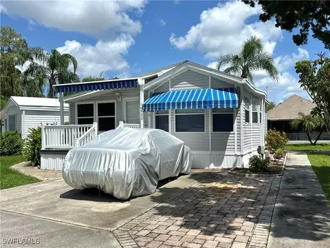 10936 Limpkin Cir, Estero, FL 33928 photo 2
