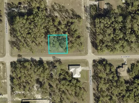 1305 E 11th St, Lehigh Acres, FL 33972