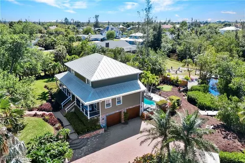 15470 Chloe Cir, Fort Myers, FL 33908