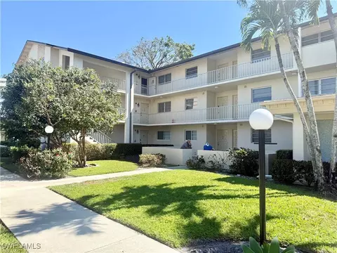 1020 Palm View Dr #101C, Naples, FL 34110