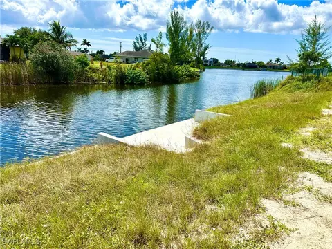 926 SW 28th St, Cape Coral, FL 33914