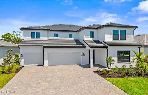 25625 Shoreline Gaze Dr, Bonita Springs, FL 34135