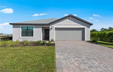 1250 Caloosa Cove Dr, Labelle, FL 33935