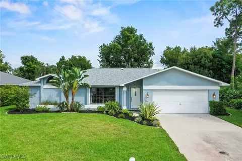 9946 Country Oaks Dr, Fort Myers, FL 33967