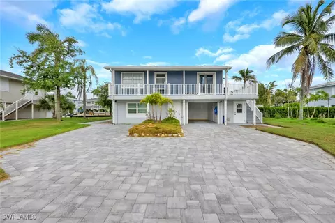 245 Bahia Via, Fort Myers Beach, FL 33931