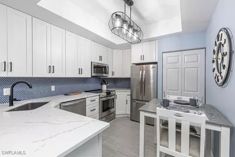 809 Augusta Blvd #3, Naples, FL 34113