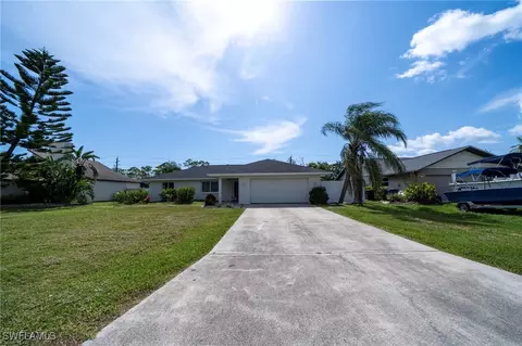 17668 Taylor Dr, Fort Myers, FL 33908