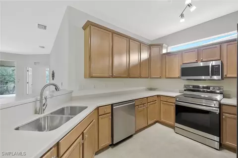 13778 Cleto Dr, Estero, FL 33928 photo 11