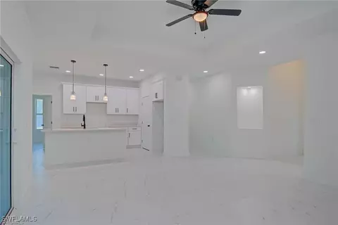 2113 Robert Ave, Alva, FL 33920 photo 3