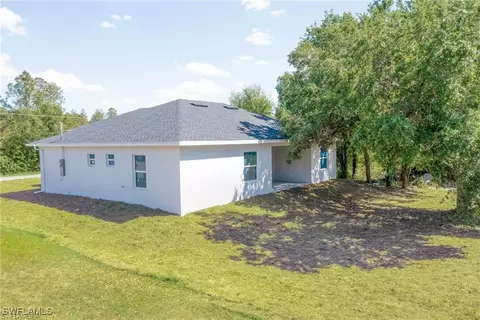 2113 Robert Ave, Alva, FL 33920 photo 11