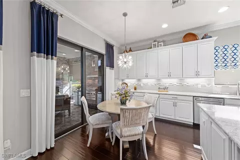 9404 Montelanico Loop, Naples, FL 34119 photo 15