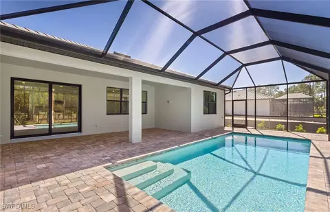2133 Sequoia Ct, Naples, FL 34120 photo 2