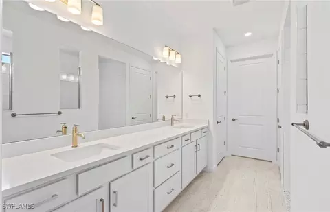 2133 Sequoia Ct, Naples, FL 34120 photo 9