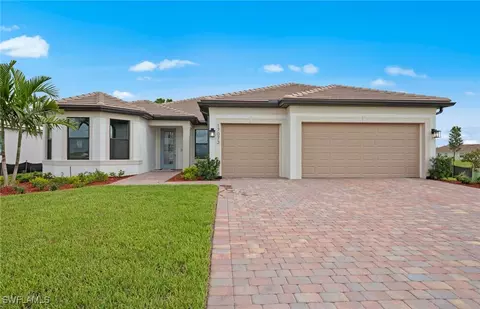 17073 Bishop Blvd, Alva, FL 33920