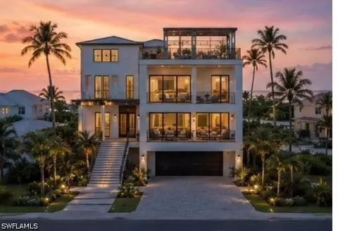 61 Flamingo St, Fort Myers Beach, FL 33931