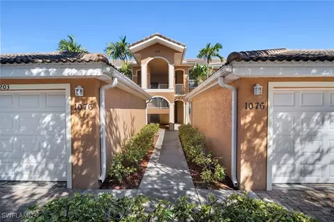 1076 Winding Pines Cir #202, Cape Coral, FL 33909