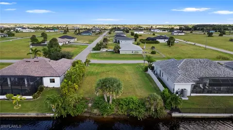 3709 NW 43rd Ave, Cape Coral, FL 33993