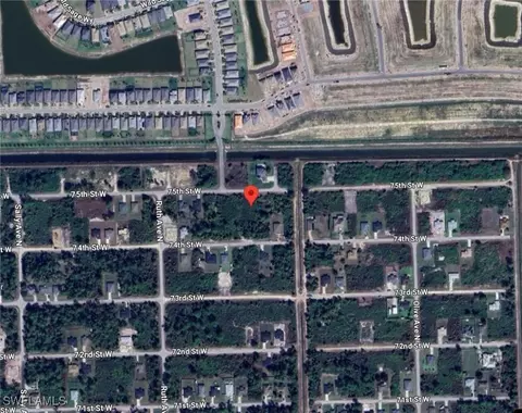3207 75th St W, Lehigh Acres, FL 33971