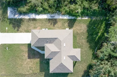 1869 Maurice Ave, Lehigh Acres, FL 33972