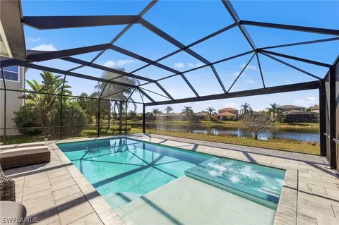 10392 Spruce Pine Ct, Fort Myers, FL 33913