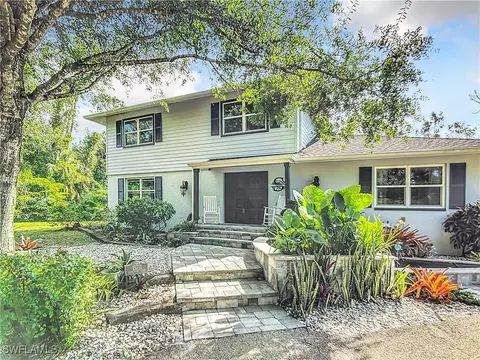15711 Anderson Ln, Fort Myers, FL 33912