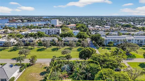 709 Broad Ave S, Naples, FL 34102 photo 9