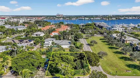 709 Broad Ave S, Naples, FL 34102 photo 3