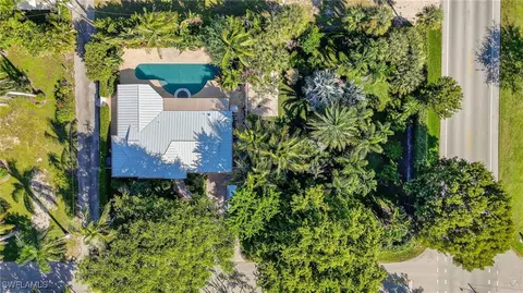 1135 7th St S, Naples, FL 34102 photo 34