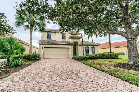 21900 Longleaf Trail Dr, Bonita Springs, FL 34135