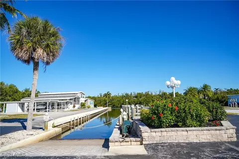 777 Walkerbilt Rd, Naples, FL 34110 photo 6