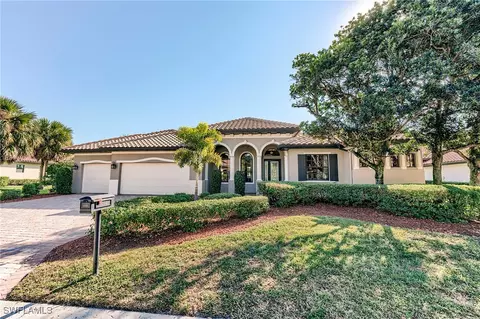 10141 Avalon Lake Cir, Fort Myers, FL 33913