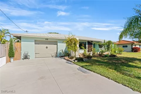 95 Cardinal Dr, North Fort Myers, FL 33917