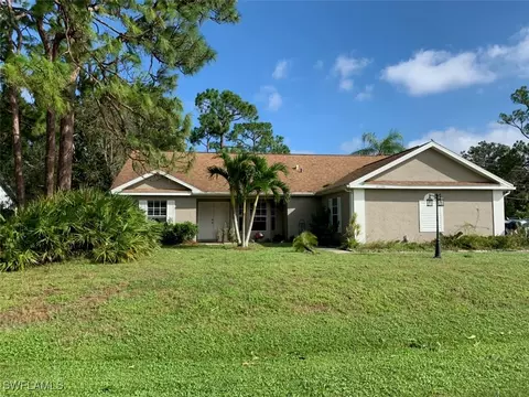 27230 Tortoise Trl, Bonita Springs, FL 34135