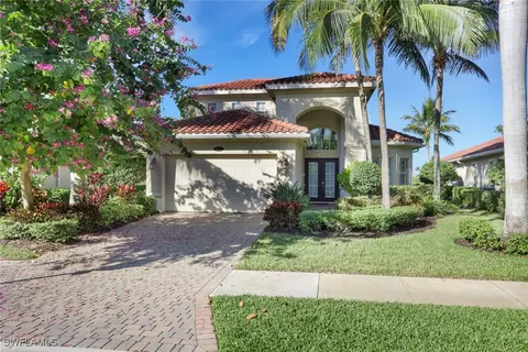 9205 Campanile Cir, Naples, FL 34114