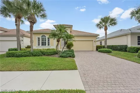 5569 Whispering Willow Way, Fort Myers, FL 33908