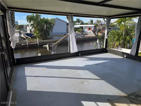 4701 Leilani Ln, Bonita Springs, FL 34134