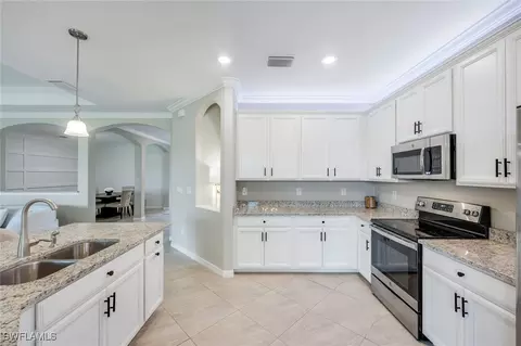 19302 Elston Way, Estero, FL 33928 photo 10